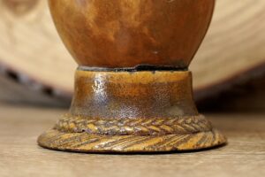 cuia with ceramic base